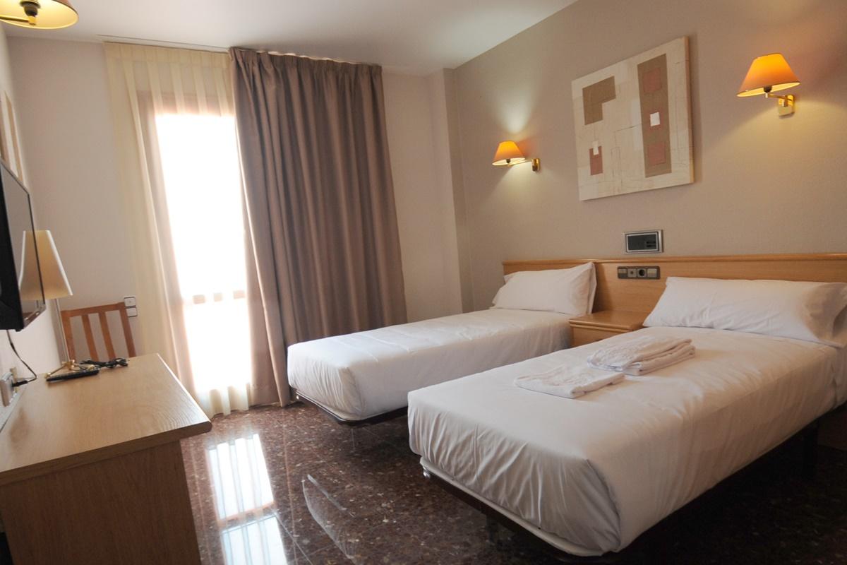 La Imperial Hotell Luceni Exteriör bild